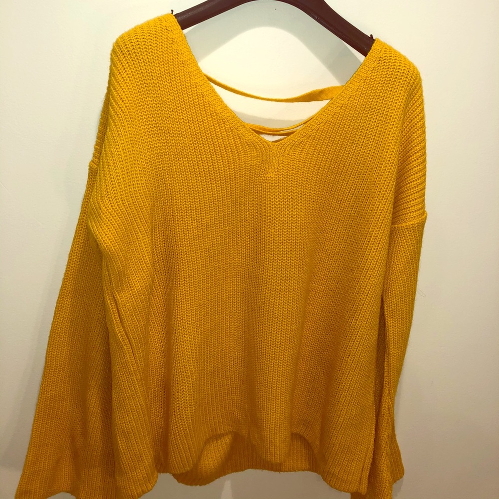 SALE 🌟 Topshop Sweater